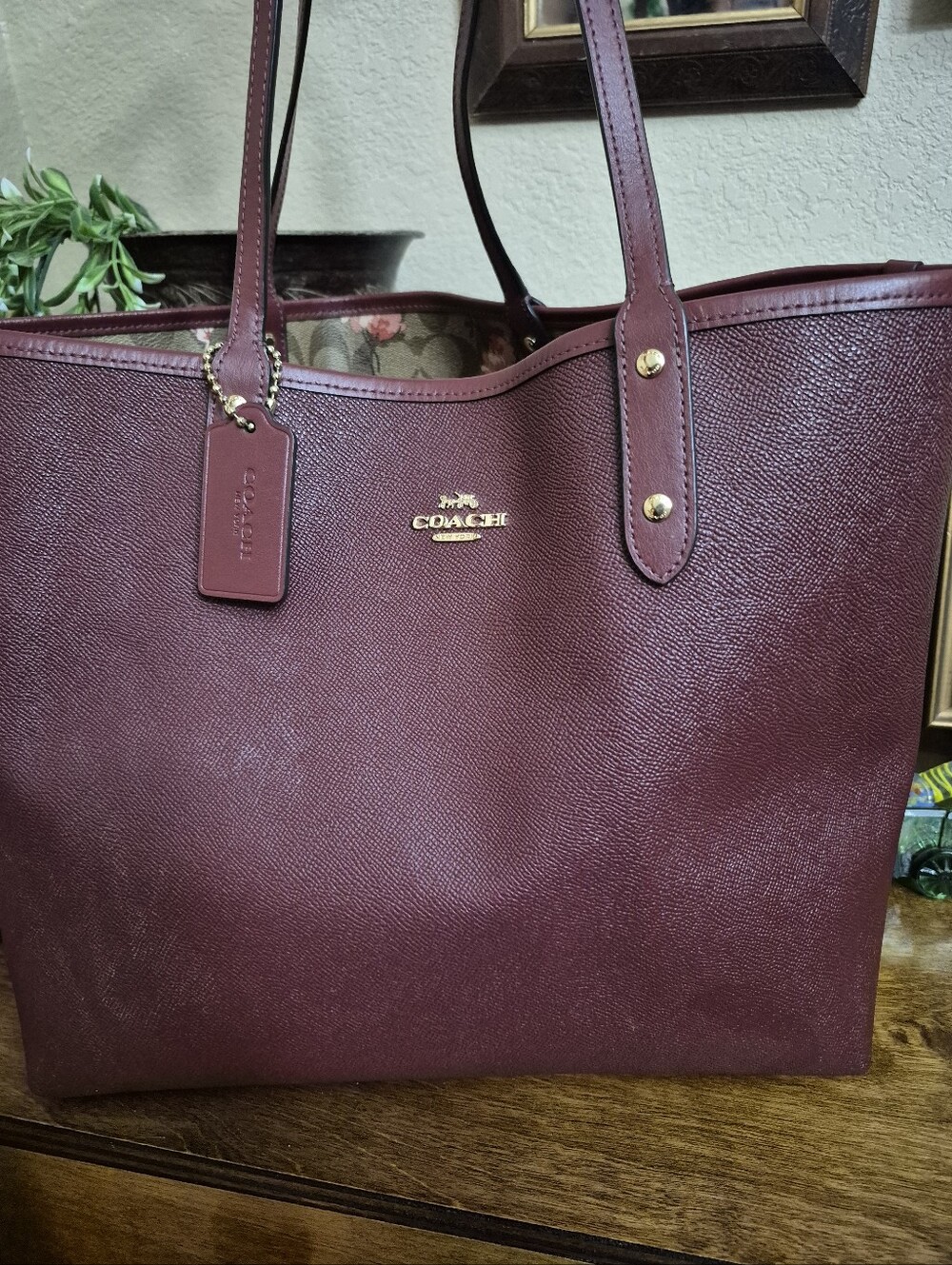 Coach Reversible City Tote - Prairie Daisy Cluster - Picture 6 of 8